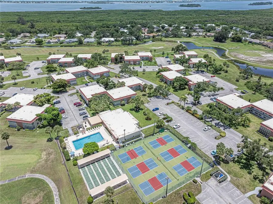 4 Vista Palm Lane #105, Vero Beach, FL 32962 - #3
