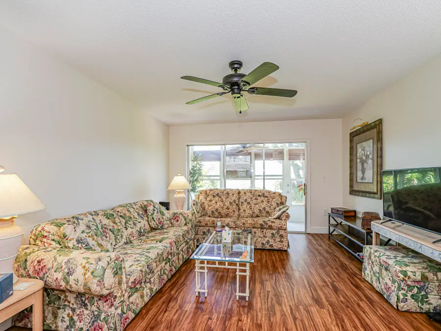2800 Indian River Boulevard #4r, Vero Beach, FL 32960 - #3
