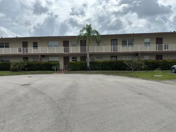7400 NW 4th Place #205, Margate, FL 33063