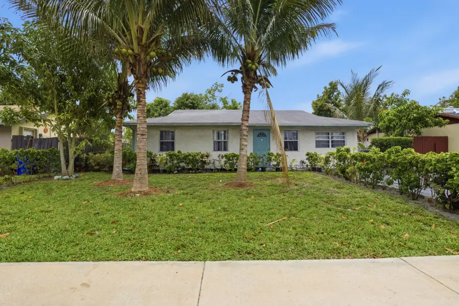 8230 SW 4th Place, North Lauderdale, FL 33068 - #2