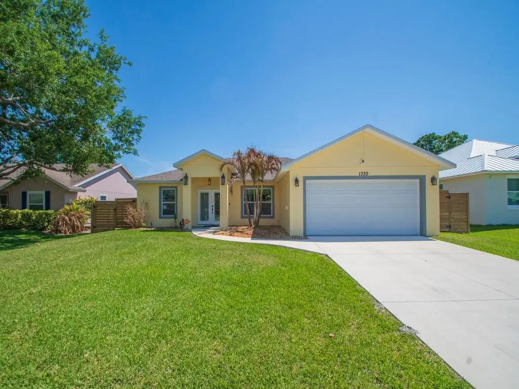 1330 38th Avenue, Vero Beach, FL 32960 - #1