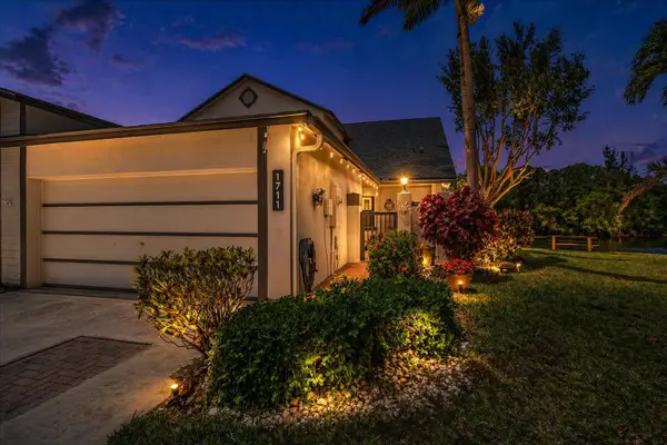 1711 Landings Boulevard, ,, FL 33413