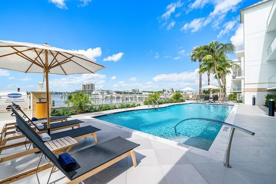 182 Lake Drive #5202, Palm Beach Shores, FL 33404 - #3