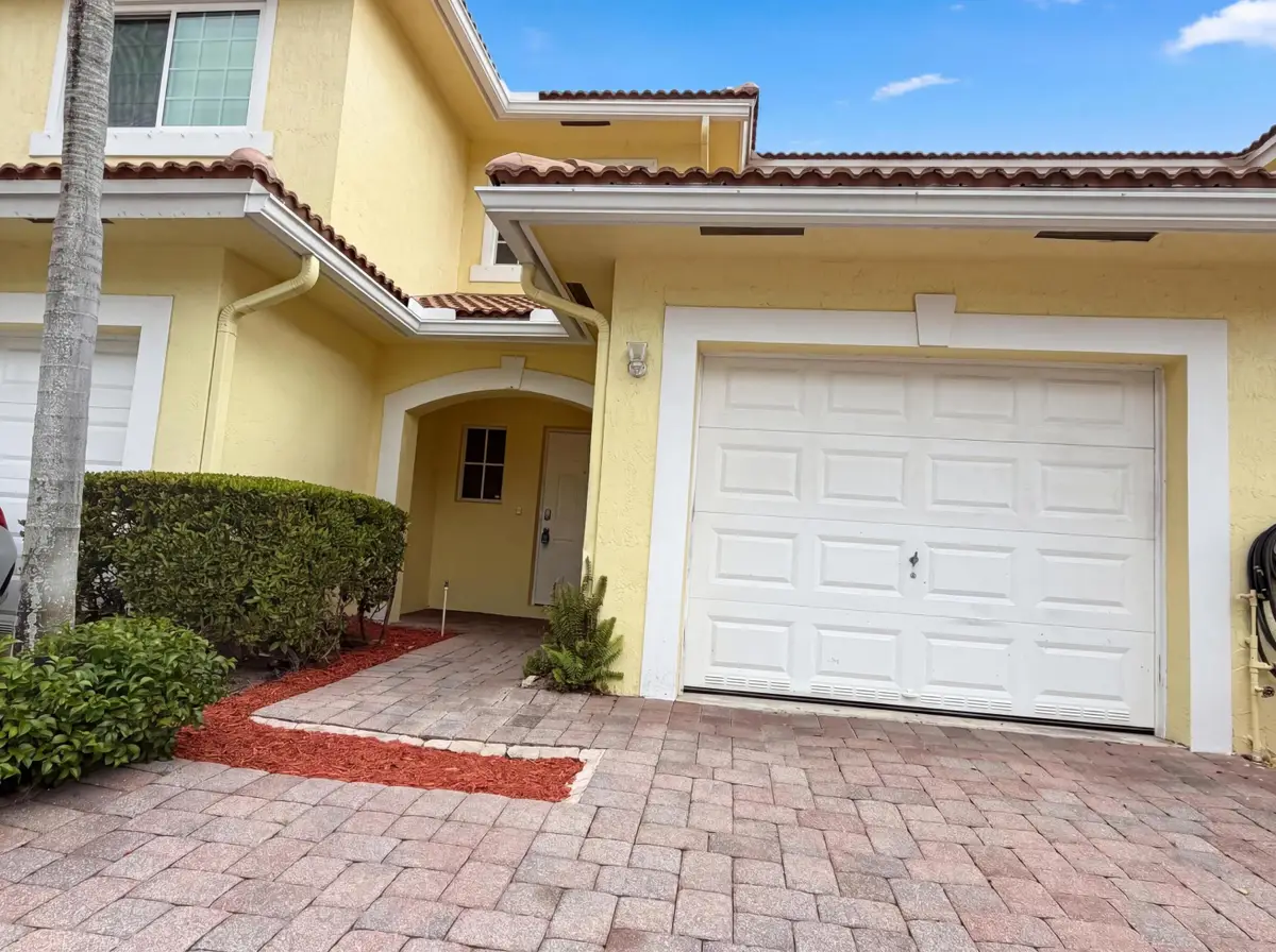 917 Imperial Lake Road, West Palm Beach, FL 33413 - #1