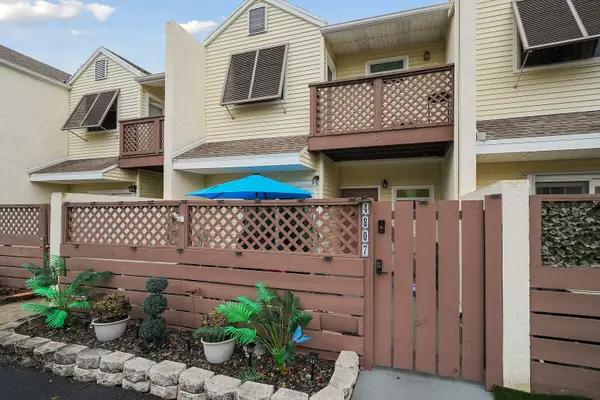 4807 S Hemingway Circle, Margate, FL 33063