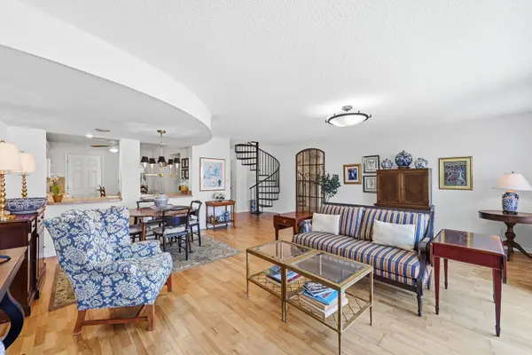 670 Tennis Club Drive #303, Fort Lauderdale, FL 33311