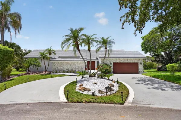 8725 Banyan Court, Tamarac, FL 33321