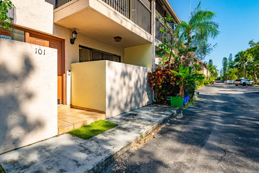 740 SE 1st Way #101, Deerfield Beach, FL 33441 - #3