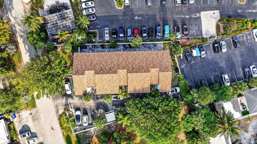 3250 NE 12th Street Ne #6, Pompano Beach, FL 33062 - #2