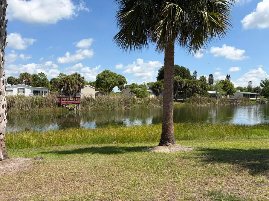 1075 Friendship Drive Ne, Moore Haven, FL 33471 - #2