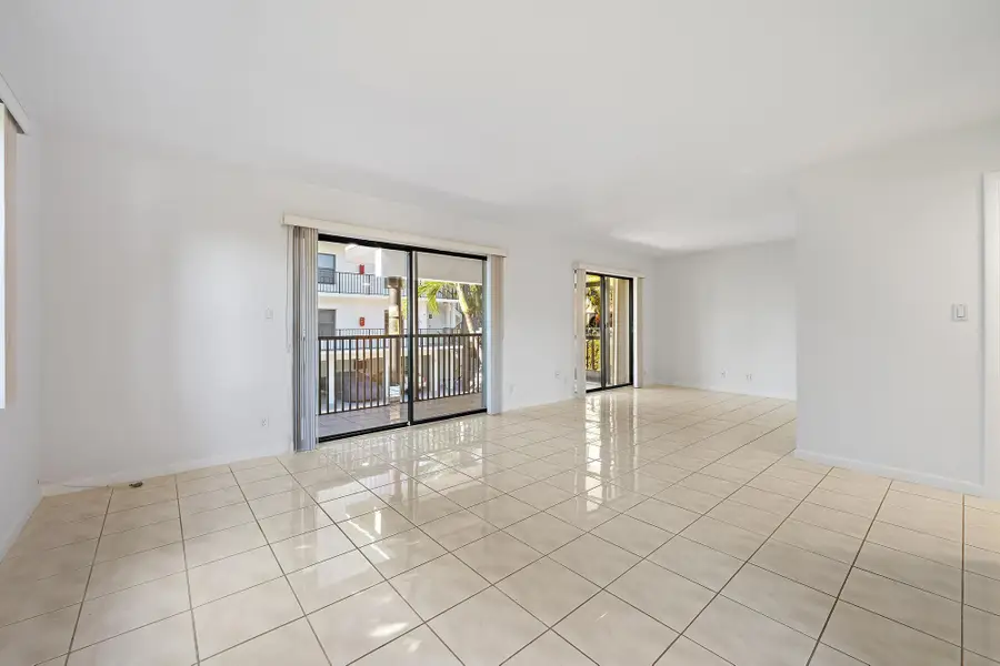 300 Inlet Way #3, Palm Beach Shores, FL 33404 - #3