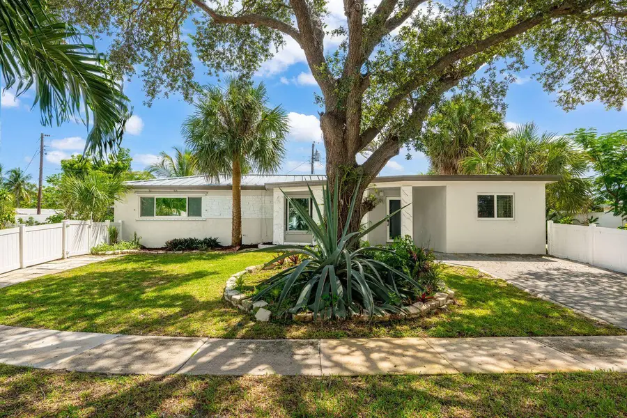 2298 NE 4th Avenue, Boca Raton, FL 33431 - #2