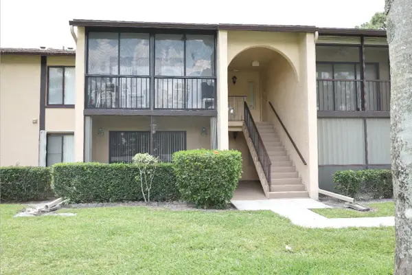 801 Sky Pine Way #F2, ,, FL 33415