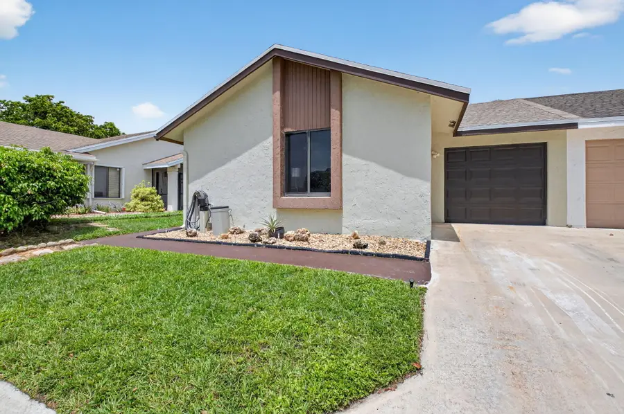 9667 Sunny Isle Circle, Boca Raton, FL 33428 - #3