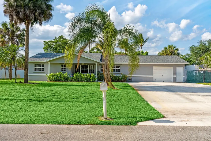 6537 Monmouth Road, West Palm Beach, FL 33413 - #2
