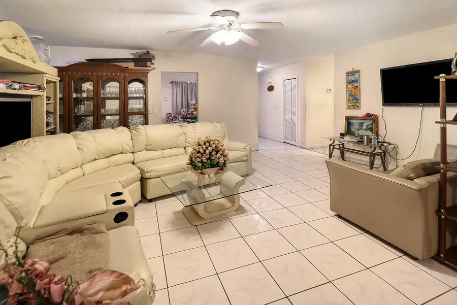 4710 NW 11th Place, Lauderhill, FL 33313 - #2