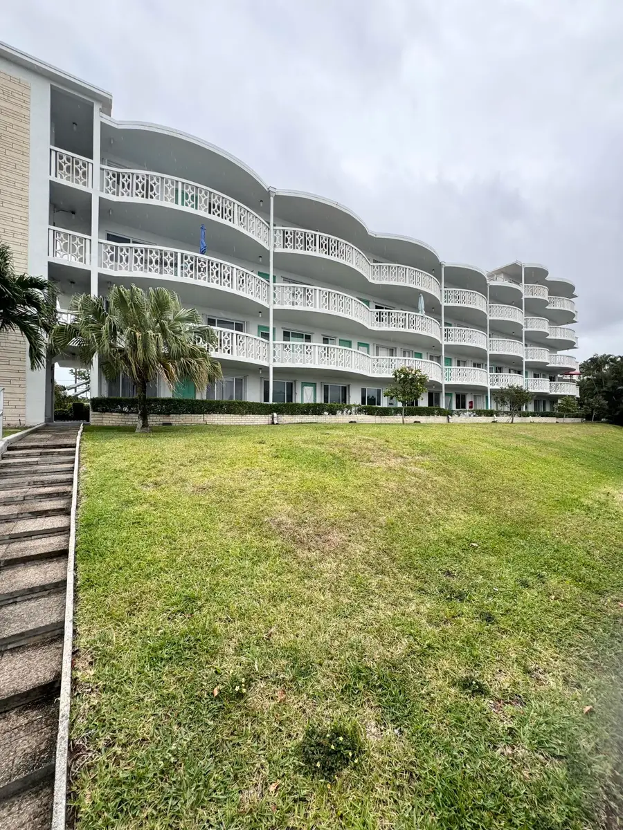 2381 Sunset Avenue #117, Lake Worth Beach, FL 33461 - #2