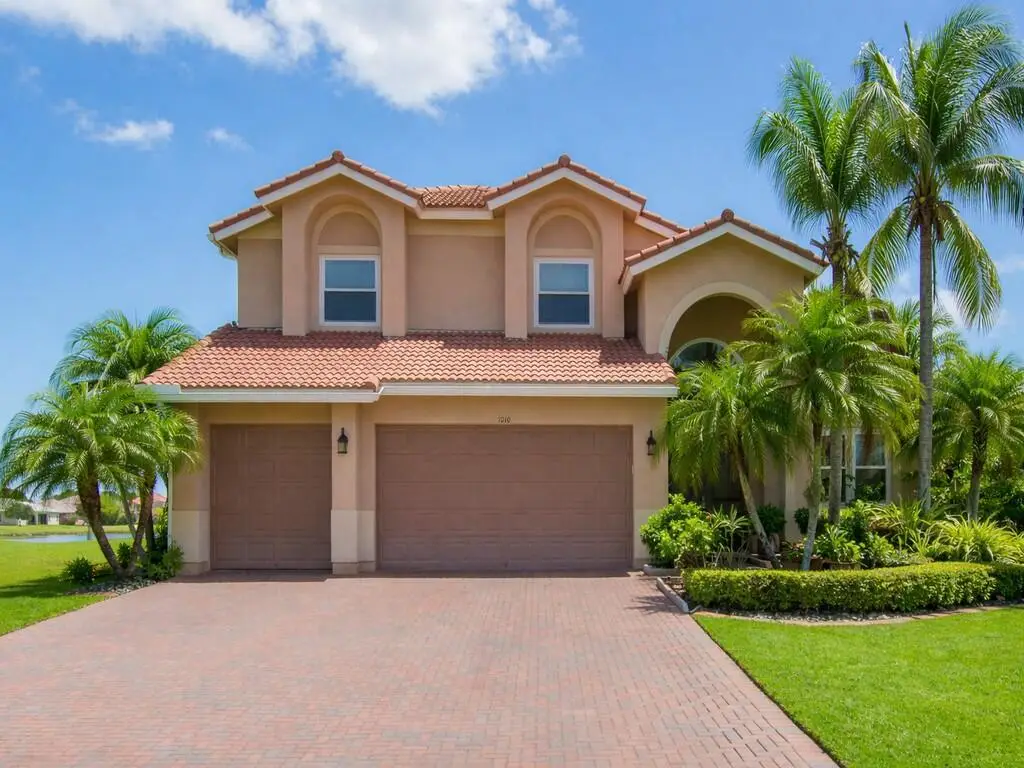 1010 SW Ruby Ave Avenue Sw, Vero Beach, FL 32968 - #1