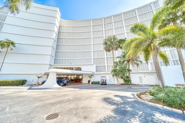 3590 S Ocean Boulevard #207, South Palm Beach, FL 33480
