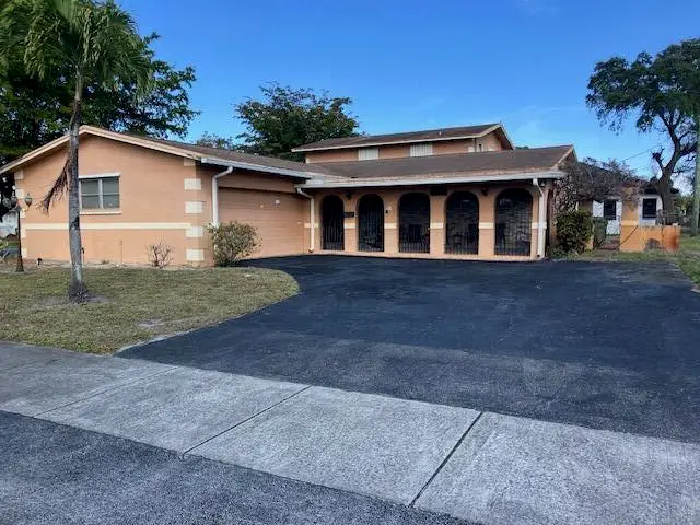 2320 NW 30th Way, Fort Lauderdale, FL 33311 - #1