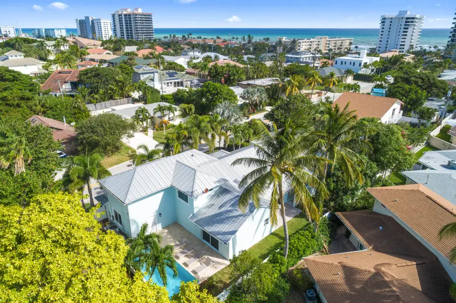 490 Mars Way, Juno Beach, FL 33408 - #2