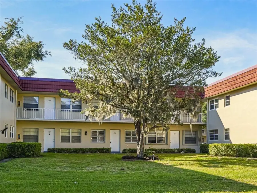 21 Pine Arbor Lane #104, Vero Beach, FL 32962 - #2