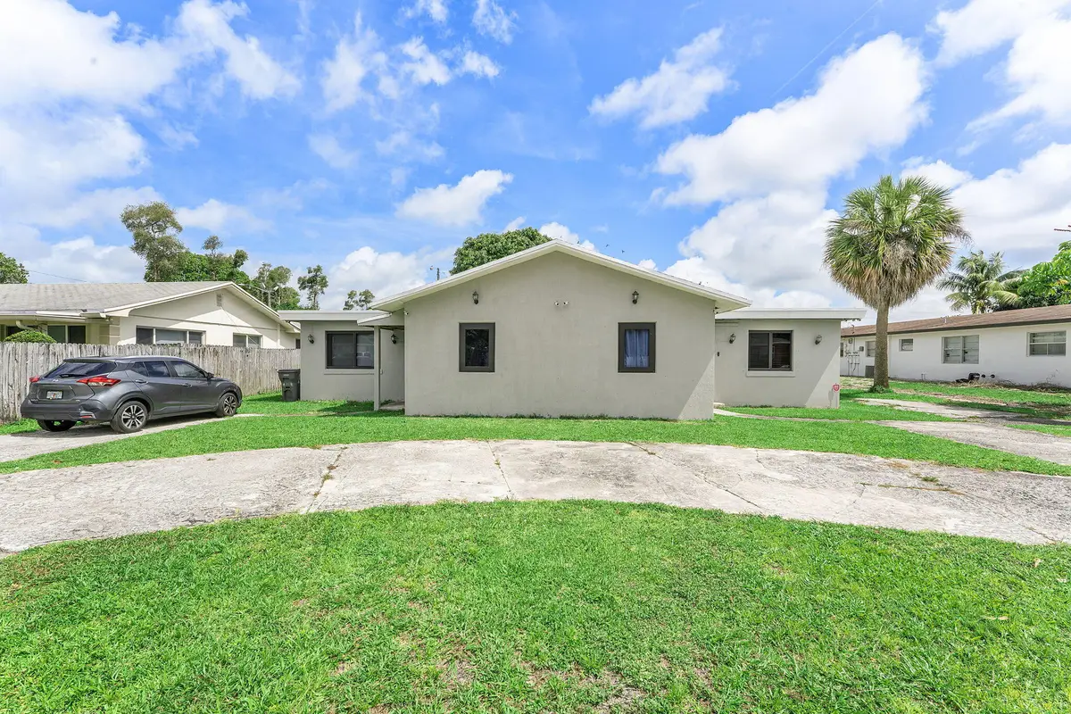 4727 Myrtle Lane, West Palm Beach, FL 33417 - #1