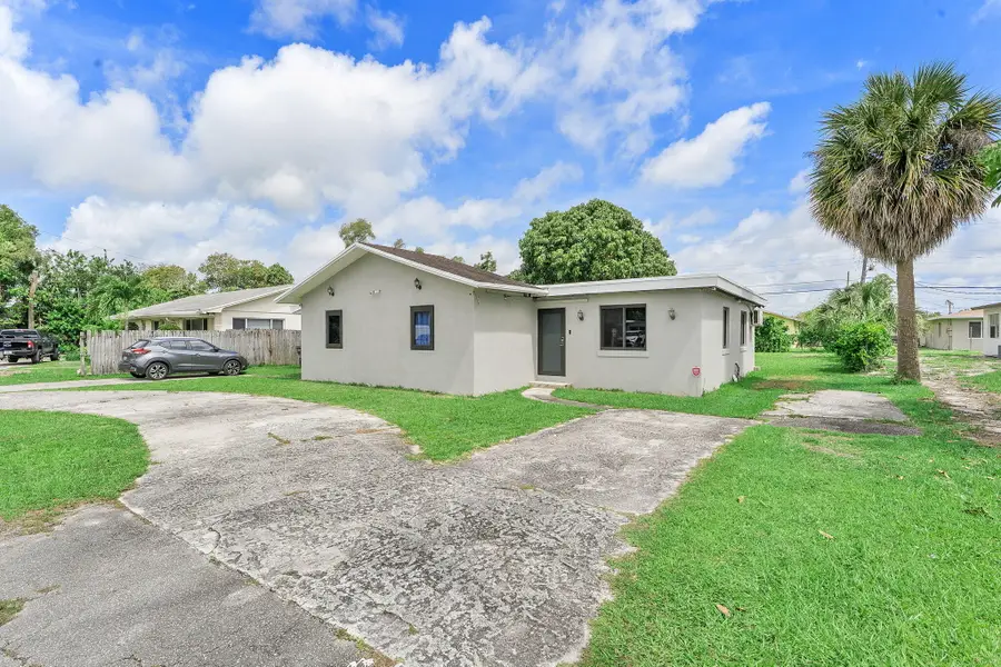 4727 Myrtle Lane, West Palm Beach, FL 33417 - #2