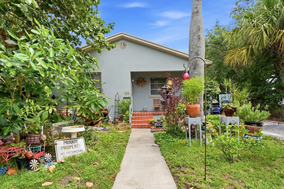 515 Biscayne Drive, West Palm Beach, FL 33401 - #1