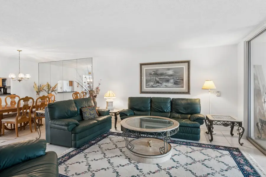 250 John F Kennedy Drive #202, Atlantis, FL 33462 - #3