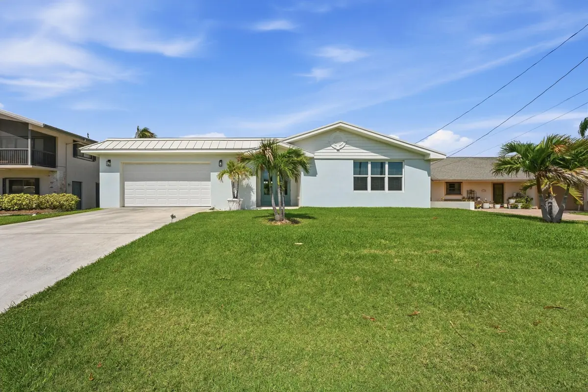 1123 Granada, Hutchinson Island, FL 34949 - #1