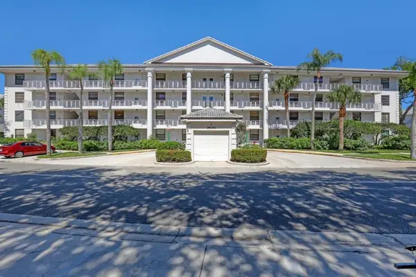 3650 Whitehall Drive #201, West Palm Beach, FL 33401