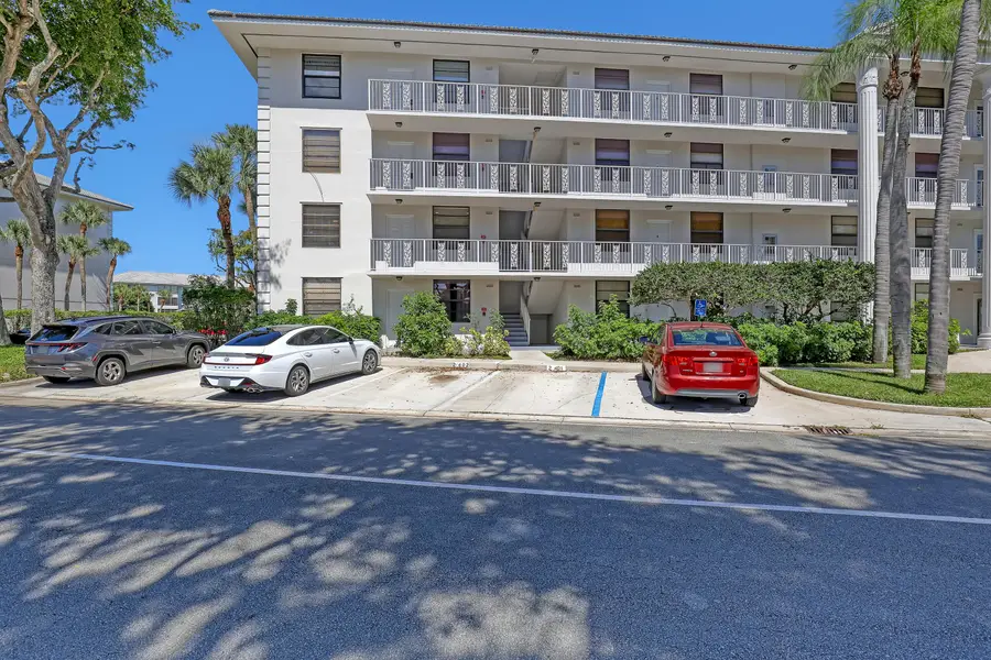 3650 Whitehall Drive #201, West Palm Beach, FL 33401 - #3