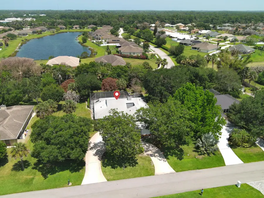 1070 47th Avenue Sw, Vero Beach, FL 32968 - #3