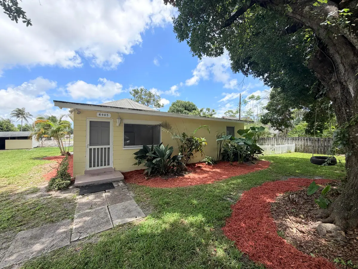 4905 Williams Road, Palm Beach Gardens, FL 33418 - #1