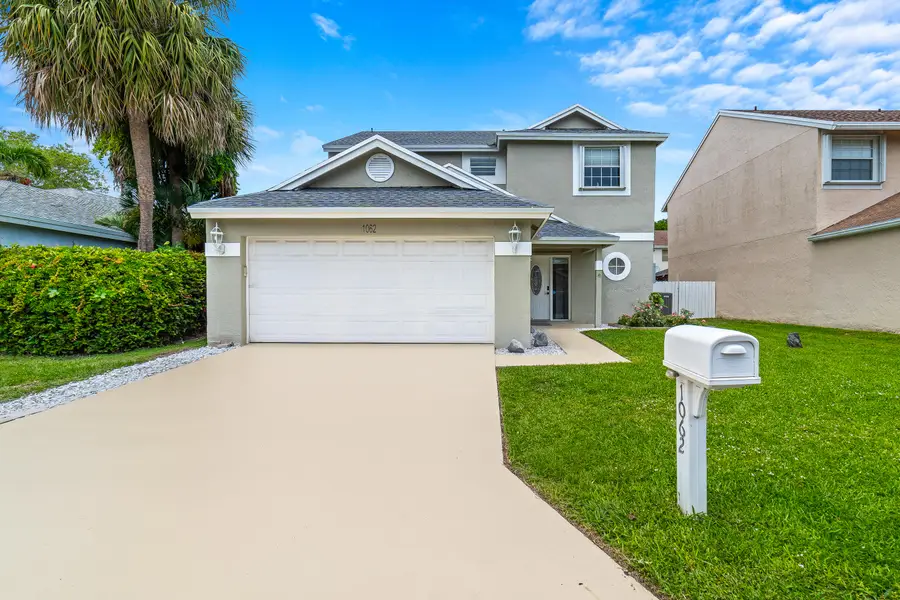 1062 Fairfax Cir W, Boynton Beach, FL 33436 - #2