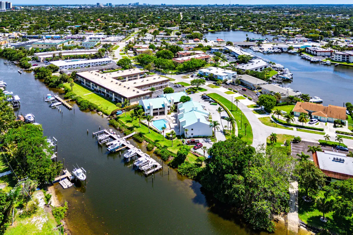 412 Southwind Drive #B2, North Palm Beach, FL 33408 - #1