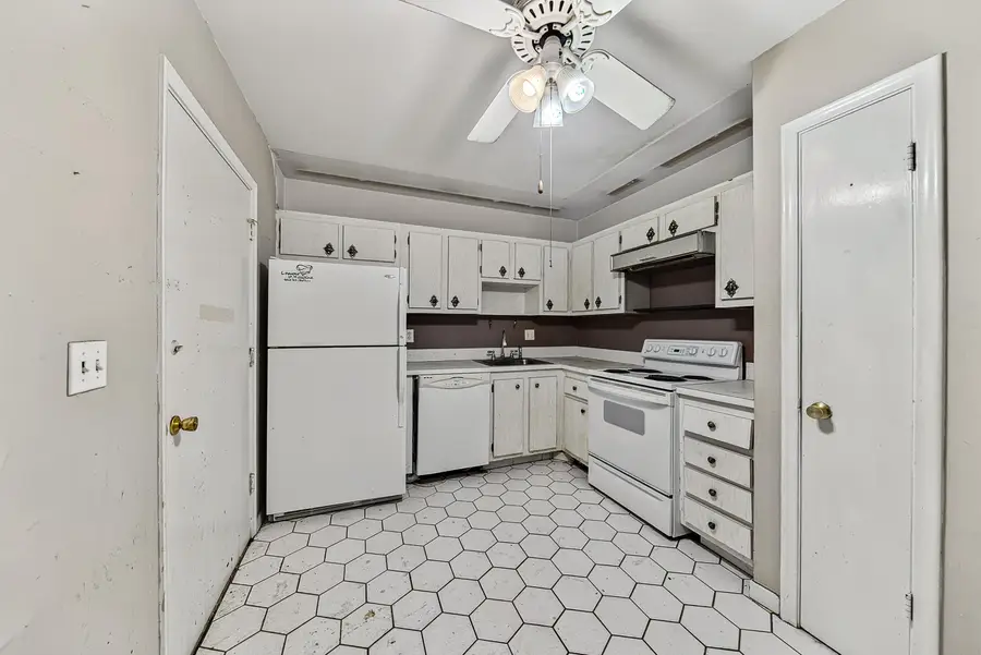 4770 NW 21st Street #412, Lauderhill, FL 33313 - #2