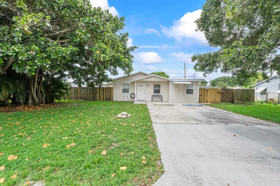 3344 Plaza Place, Lake Worth, FL 33462 - #3