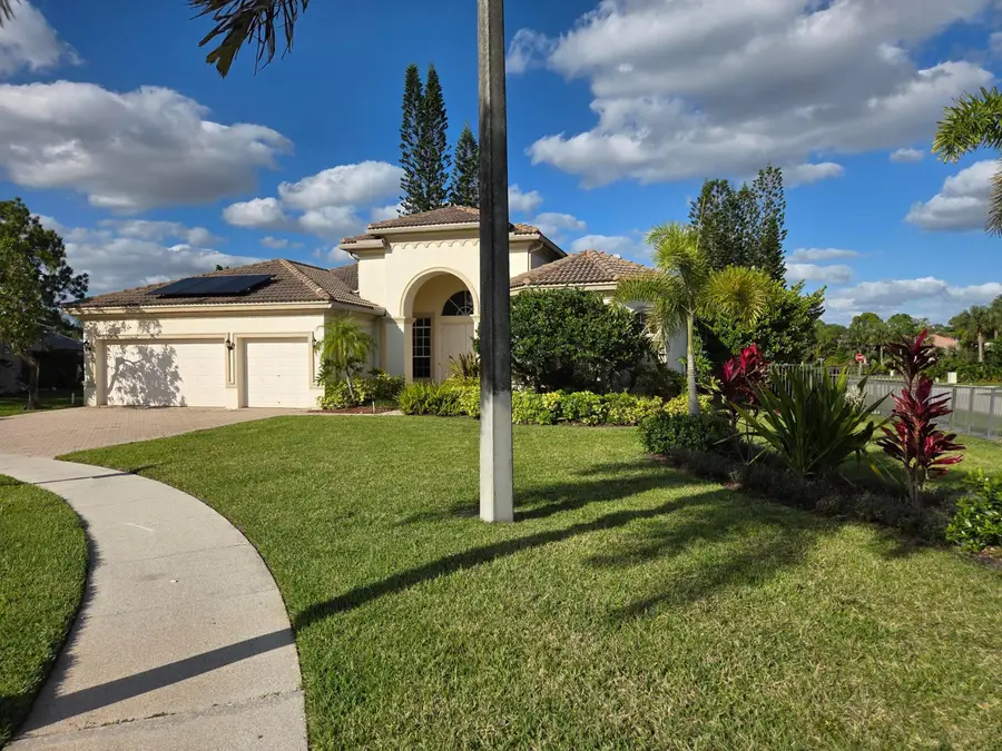 2926 E Fontana Court, Royal Palm Beach, FL 33411 - #3