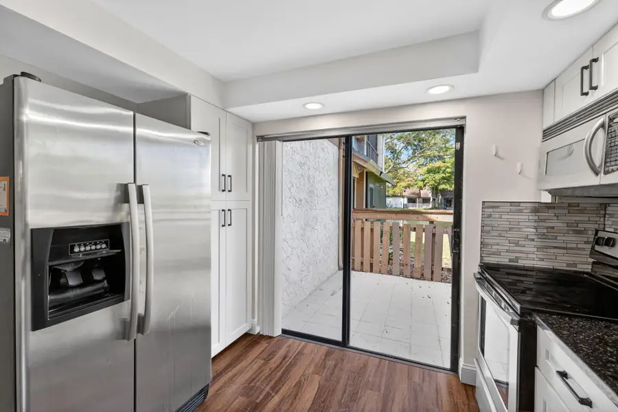 32 Wimbledon Lake #221, Plantation, FL 33324 - #3