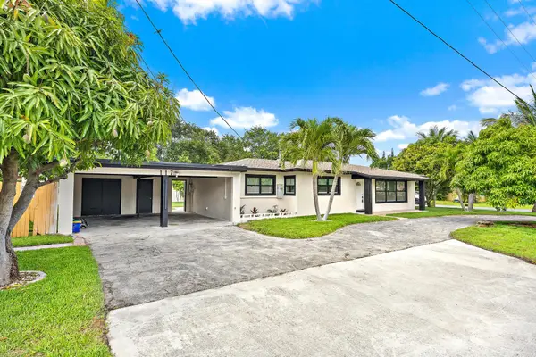 117 SE 22nd Avenue, Boynton Beach, FL 33435