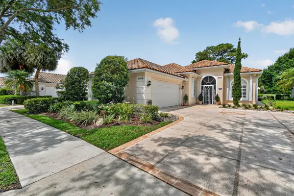 8268 SE Palm Hammock Lane, Hobe Sound, FL 33455