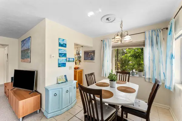 3280 Cynthia Lane #214, ,, FL 33461