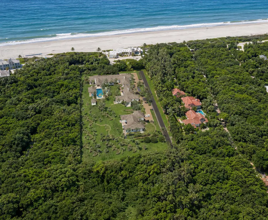 302 S Beach Road, Jupiter Island, FL 33455 - #2