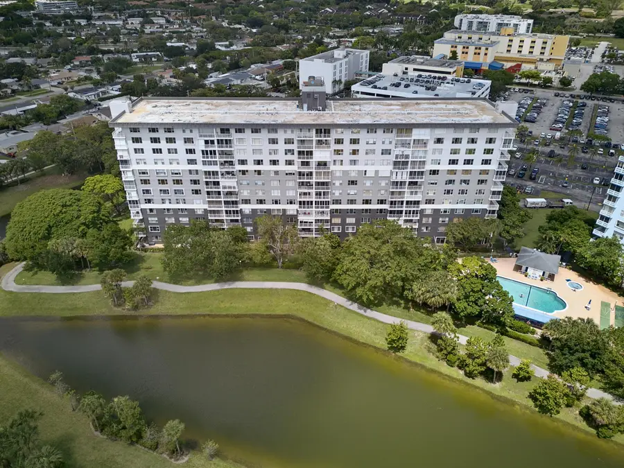 3850 Washington Street #212, Hollywood, FL 33021 - #3