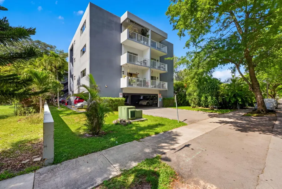 645 NE 121st Street, North Miami, FL 33161 - #2