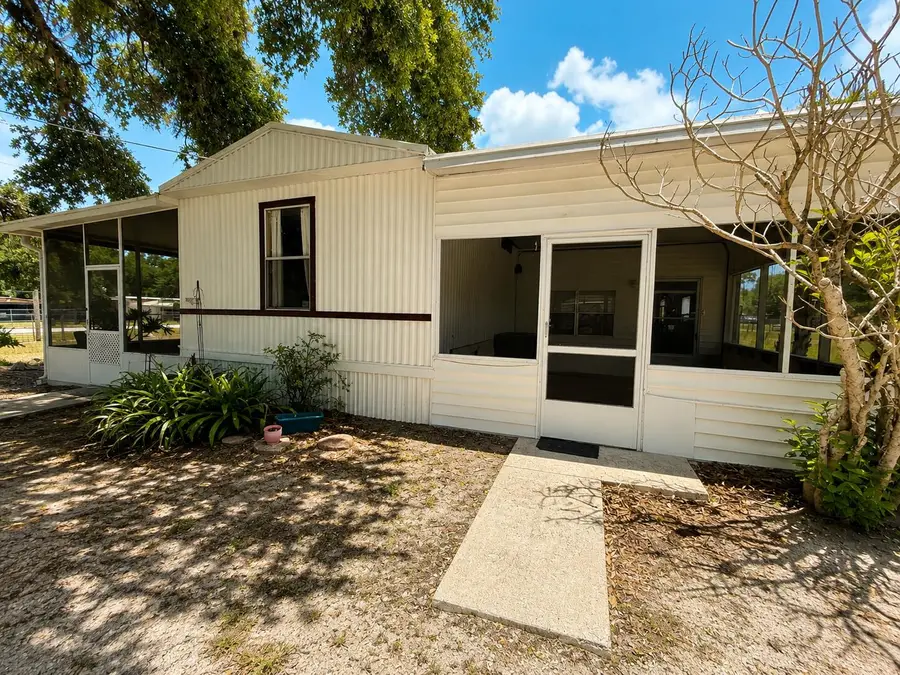 482 Palmetto Avenue, Labelle, FL 33935 - #2