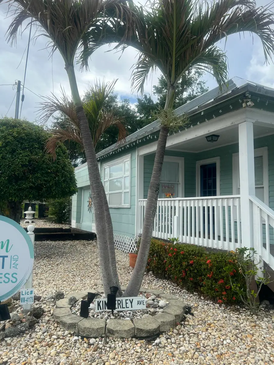 208 Avenue E, Fort Pierce, FL 34950 - #2