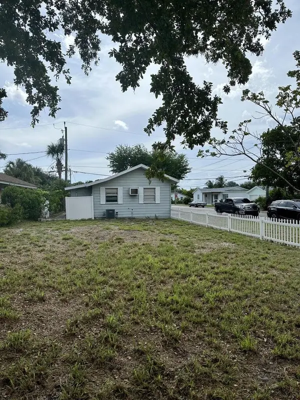 312 12th Avenue N, ,, FL 33460